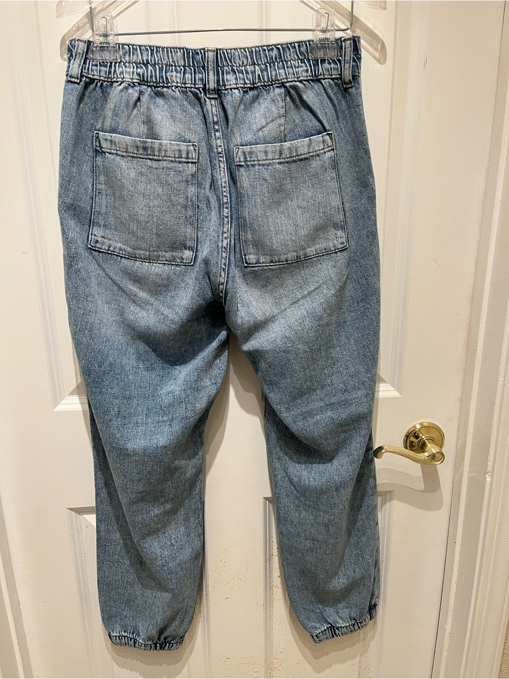 EUC GAP High-Rise Denim Girlfriend Utility Joggers in Medium Wash Size Small - Picture 14 of 16